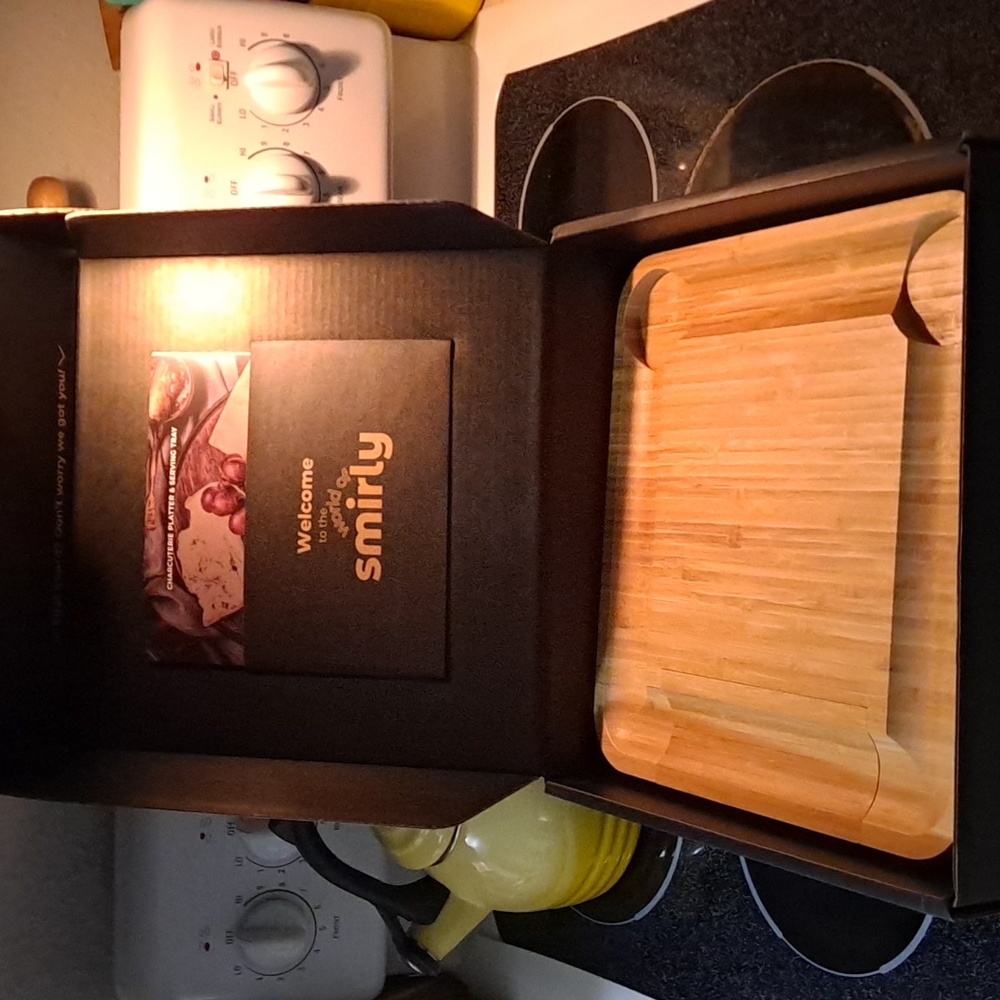 Smirly Cheeseboard - Picture 2 of 11